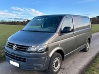 Gebraucht VW Transporter 140 PS (102 kW) 2013 Grau Van
