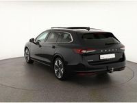 Gebraucht Skoda Superb 193 PS (141 kW) 2024 Ebony schwarz metallic (metallic) Kombi