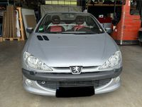 gebraucht Peugeot 206 CC Platinum, 1. Besitzer mit nur 65.000km