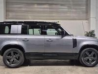 Gebraucht Land Rover Defender SE Dynamic 200 PS (147 kW) 2023 Eiger grey SUV
