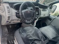 Gebraucht Renault Trafic 90 PS (66 kW) 2012 Silber Van / Kleinbus
