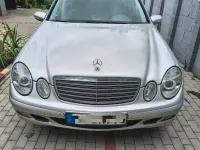 Gebraucht Mercedes E240 Classic 177 PS (130 kW) 2003 Silber Limousine