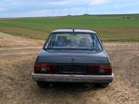 Gebraucht Opel Ascona 150 PS (110 kW) 1985 Grau Limousine