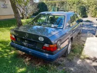 Gebraucht Mercedes E260 166 PS (122 kW) 1986 Grau Limousine
