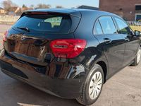 Gebraucht Mercedes A160 102 PS (75 kW) 2016 Schwarz Limousine