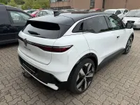 Używany Renault Megane E-Tech Techno 160 kW (218 KM) 2023 Biały Sedan/Limuzyna