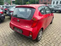 Gebraucht Kia Picanto Start 67 PS (49 kW) 2016 Signalrot met. Kleinwagen