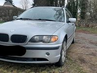 Gebraucht BMW 320 150 PS (110 kW) 2005 Grau Kombi