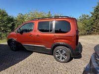 Gebraucht Peugeot Rifter Allure GT-Line 131 PS (96 kW) 2020 Copperbraun metallic Van / Kleinbus