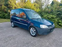Używany Opel Combo 75 KM (55 kW) 2004 Niebieski Minivan