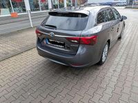Gebraucht Toyota Avensis 147 PS (108 kW) 2017 Grau Kombi
