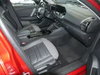 Gebraucht Citroën e-C4 Shine 100 kW (136 PS) 2022 Rot Limousine