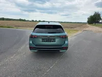 Gebraucht VW Passat Elegance 150 PS (110 kW) 2025 Grün Kombi