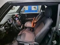 Second-hand Mini Cooper Cabriolet 136 CP (100 kW) 2022 Negru Cabrio