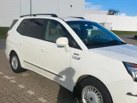 Gebraucht SsangYong Rodius 155 PS (114 kW) 2014 Weiß Van / Kleinbus