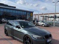 Gebraucht BMW 320 177 PS (130 kW) 2008 Grau Kombi