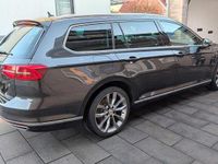 Gebraucht VW Passat Highline 190 PS (139 kW) 2018 Grau Kombi
