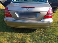 Gebraucht Mercedes E200 122 PS (89 kW) 2004 Grau Limousine