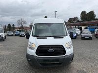 Gebraucht Ford Transit Trend 131 PS (96 kW) 2019 Weiß Limousine