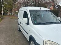 Używany Opel Combo 101 KM (74 kW) 2005 Biały Minivan