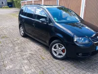 Gebraucht VW Touran 105 PS (77 kW) 2004 Schwarz Van / Kleinbus