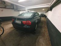 Gebraucht BMW 318 2011 Schwarz Limousine