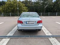 Gebraucht Mercedes E400 Avantgarde 333 PS (244 kW) 2013 Silber Limousine