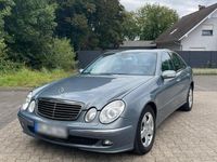 Gebraucht Mercedes E270 177 PS (130 kW) 2004 Grau Limousine