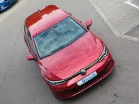 Gebraucht VW Golf VIII Life 110 PS (80 kW) 2023 Rot Limousine