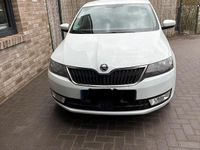 Gebraucht Skoda Rapid 90 PS (66 kW) 2017 Weiß Kleinwagen