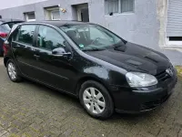 Gebraucht VW Golf V 75 PS (55 kW) 2004 Schwarz Kleinwagen