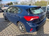 Gebraucht Ford Focus 95 PS (69 kW) 2020 Blau Limousine