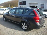 Gebraucht Kia Ceed Sportswagon 90 PS (66 kW) 2011 Schwarz Kombi