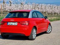 Gebraucht Audi A1 Ambition 122 PS (89 kW) 2012 Rot Kleinwagen
