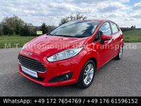 Gebraucht Ford Fiesta 101 PS (74 kW) 2015 Rot Limousine