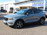 gebraucht Volvo XC40 B4 R-Design +harman+Standheizung+BLIS+AHK+