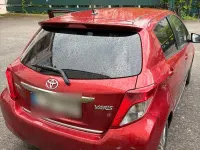 Gebraucht Toyota Yaris 90 PS (66 kW) 2012 Rot Kleinwagen