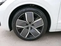 Gebraucht VW Touareg Edition 286 PS (210 kW) 2026 Oryxweiß perlmutteffekt SUV