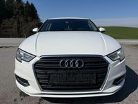 Gebraucht Audi A3 Design 116 PS (85 kW) 2017 Weiß Limousine