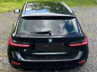 gebraucht BMW 318 d Kombi, 10/2020 Top-Ausstattung, Langstreckenfahrzeug