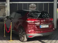 Gebraucht Renault Scénic IV Bose Edition 160 PS (117 kW) 2018 Rot Van / Kleinbus