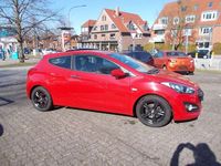 Gebraucht Hyundai i30 Classic 99 PS (72 kW) 2013 Rot Coupé