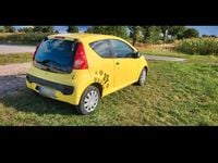 Gebraucht Peugeot 107 50 PS (36 kW) 2006 Gelb Kleinwagen