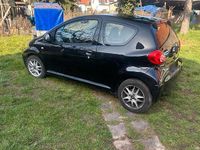 Gebraucht Toyota Aygo 68 PS (50 kW) 2008 Schwarz Kleinwagen