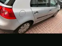 Gebraucht VW Golf V 105 PS (77 kW) 2004 Silber Kleinwagen