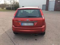 Gebraucht Ford Fiesta 69 PS (50 kW) 2006 Rot Kleinwagen
