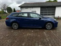 Używany Toyota Corolla 184 KM (135 kW) 2019 Niebieski Kombi