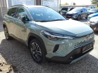 Neu Toyota Corolla Cross 178 PS (130 kW) 2026 Grün SUV