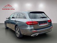 Gebraucht Mercedes E200 197 PS (144 kW) 2022 Grau Limousine