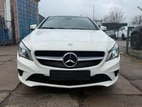 Gebraucht Mercedes CLA200 136 PS (100 kW) 2015 Weiß Limousine